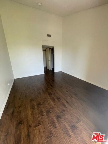 4080 Via Marisol 340, Los Angeles, CA 90042