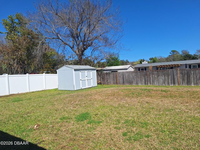 463 Corbin Park Road, New Smyrna Beach, FL 32168