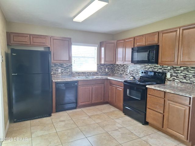 463 Corbin Park Road, New Smyrna Beach, FL 32168