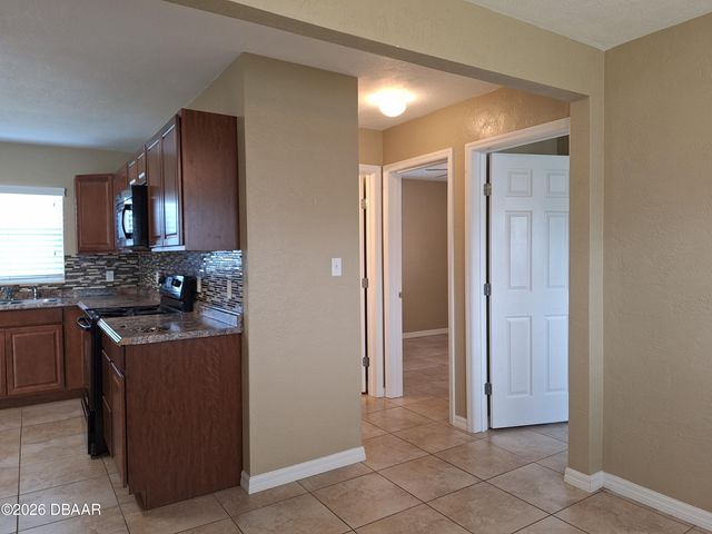 463 Corbin Park Road, New Smyrna Beach, FL 32168