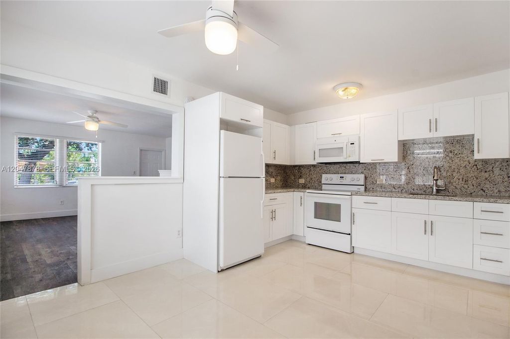 2352 SW 26th Ln, Miami, FL 33133
