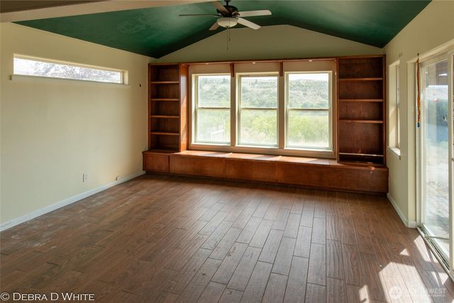 2 Kruse Street, Omak, WA 98841