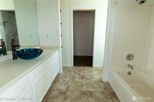 2 Kruse Street, Omak, WA 98841