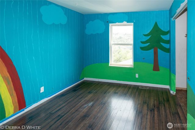 2 Kruse Street, Omak, WA 98841