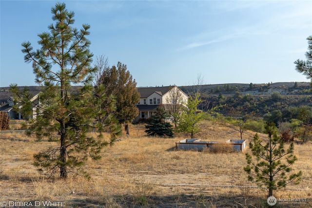 2 Kruse Street, Omak, WA 98841