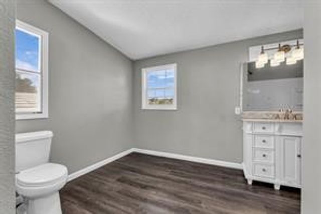 811 Winchester Drive, Moody, TX 76557