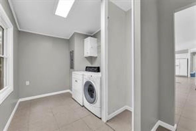 811 Winchester Drive, Moody, TX 76557