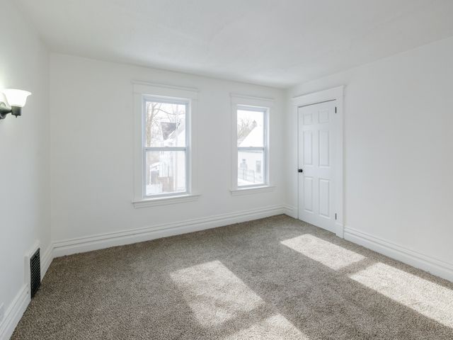 915 Hays Park Avenue, Kalamazoo City, MI 49001