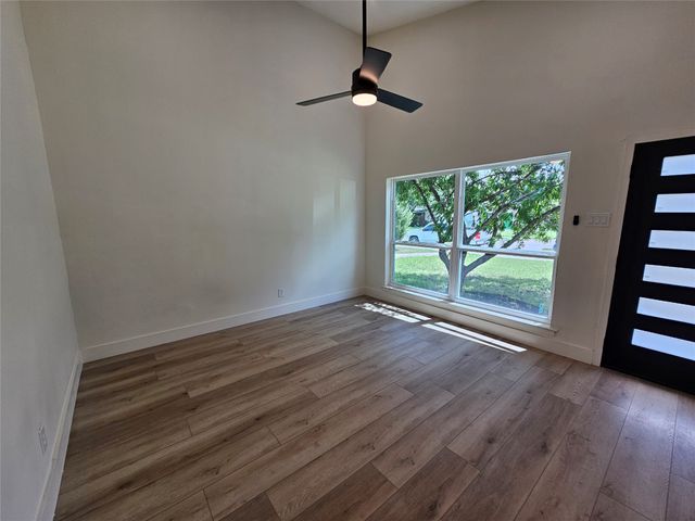 1725 R Avenue 1725, Plano, TX 75074