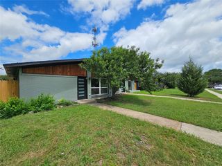 1725 R Avenue 1725, Plano, TX 75074