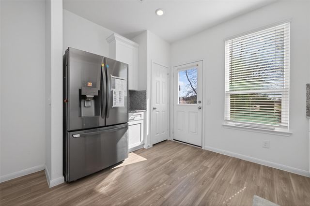 7326 Madison Commons Lane, Houston, TX 77075