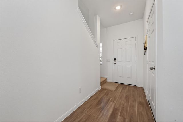 7326 Madison Commons Lane, Houston, TX 77075