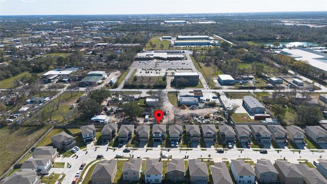 7326 Madison Commons Lane, Houston, TX 77075