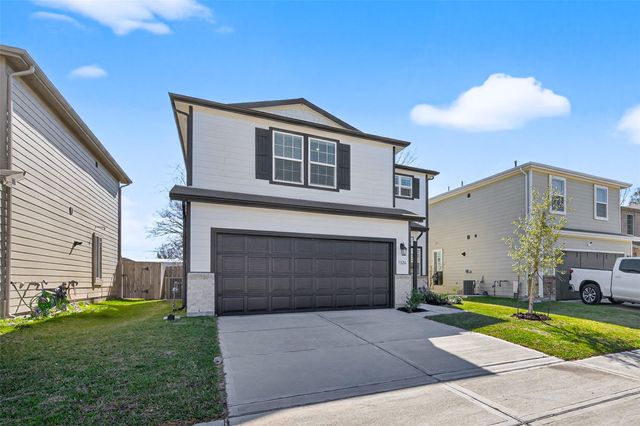 7326 Madison Commons Lane, Houston, TX 77075