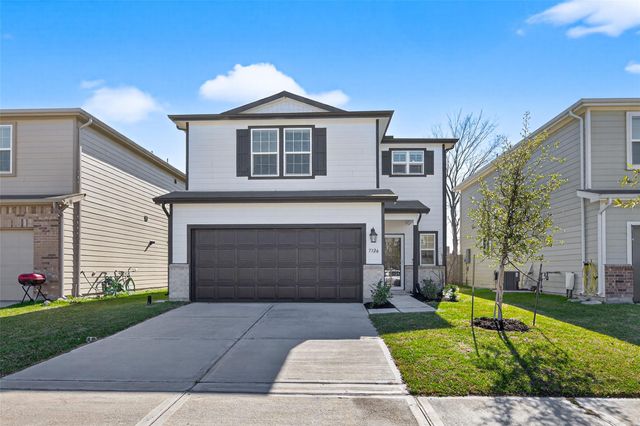 7326 Madison Commons Lane, Houston, TX 77075