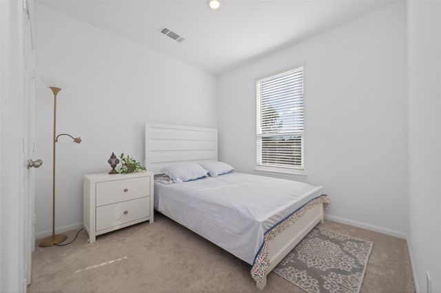 7326 Madison Commons Lane, Houston, TX 77075