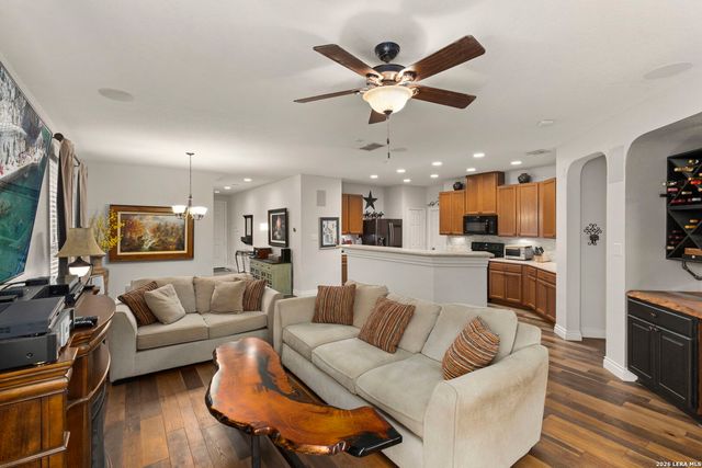 160 Desert Flower, Boerne, TX 78006