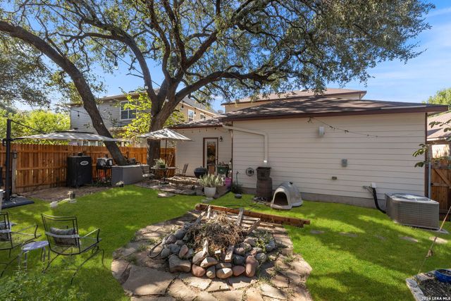 160 Desert Flower, Boerne, TX 78006