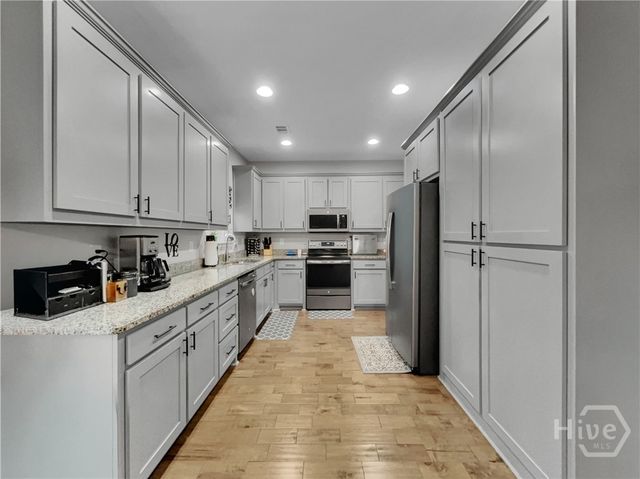 1583 Pointe South Circle, Bethlehem, GA 30620