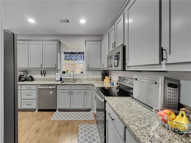 1583 Pointe South Circle, Bethlehem, GA 30620