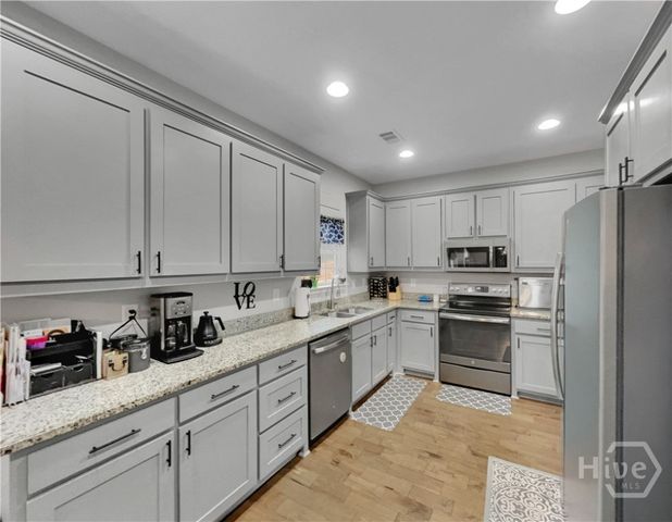 1583 Pointe South Circle, Bethlehem, GA 30620