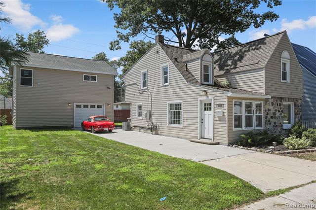 3051 Elmwood Drive, Fort Gratiot, MI 48059