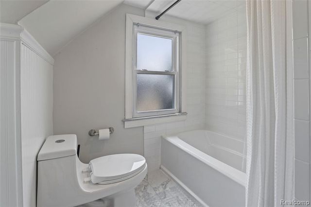 3051 Elmwood Drive, Fort Gratiot, MI 48059