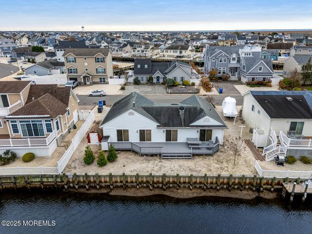 129 Bruce Drive, Beach Haven West, NJ 08050
