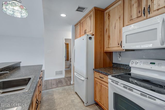 129 Bruce Drive, Beach Haven West, NJ 08050