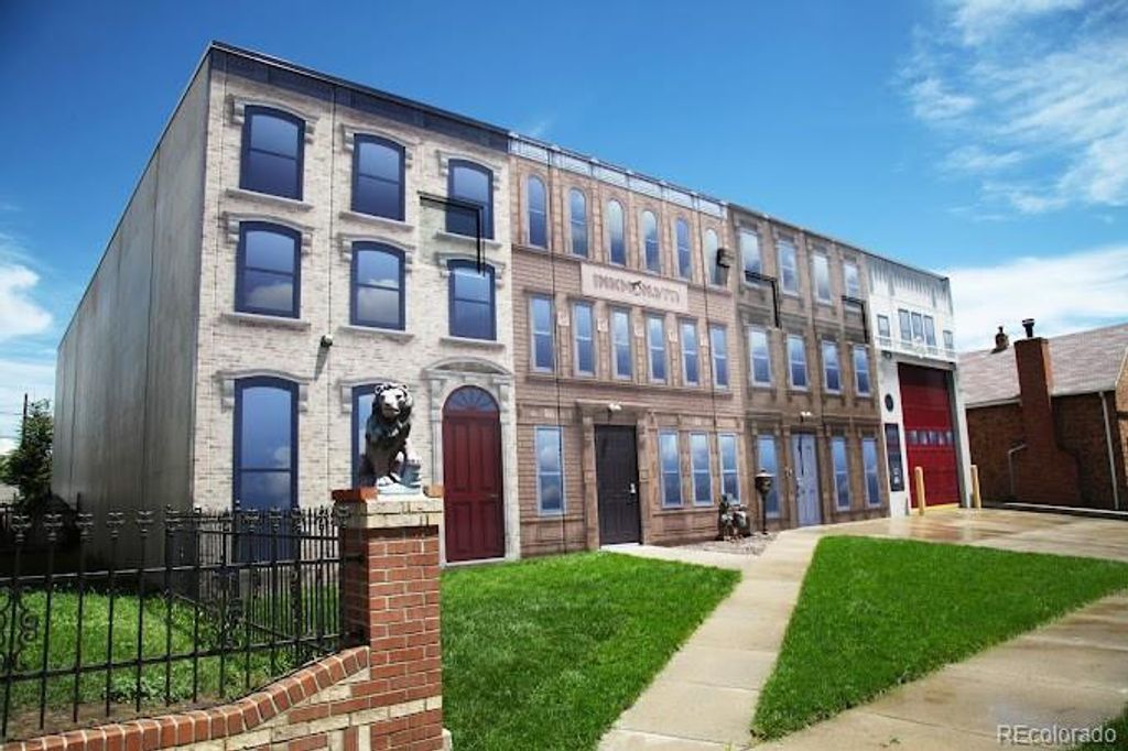 2721 W Holden Place, Denver, CO 80204