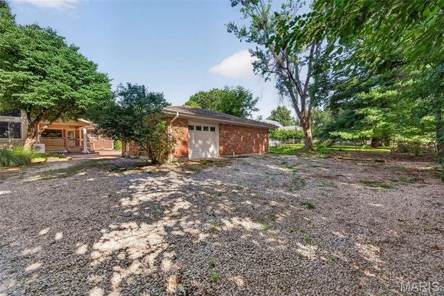 3278 Taylor Avenue, Bridgeton, MO 63044