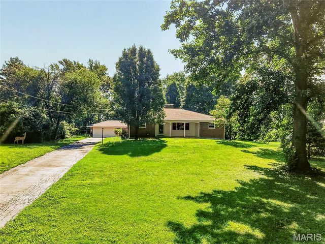 3278 Taylor Avenue, Bridgeton, MO 63044