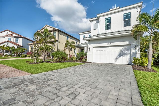 5215 TITLE ROW DRIVE, Bradenton, FL 34210