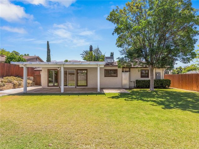 2973 Flanders, Riverside, CA 92507
