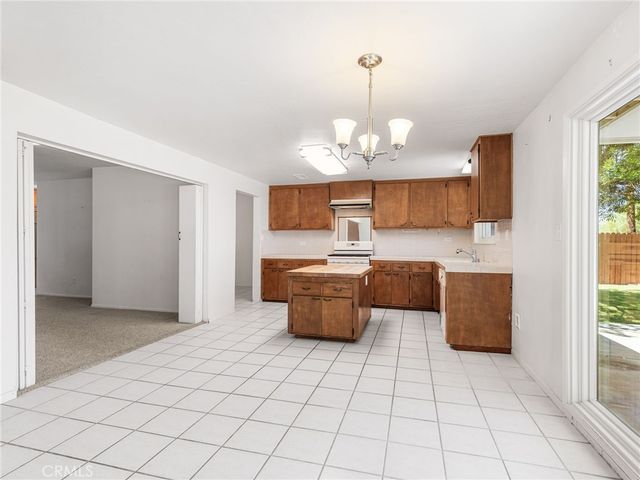 2973 Flanders, Riverside, CA 92507