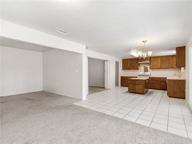 2973 Flanders, Riverside, CA 92507