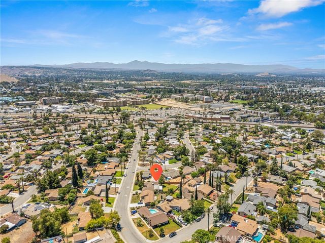 2973 Flanders, Riverside, CA 92507