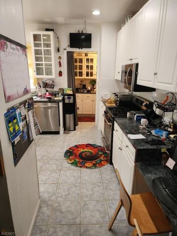 315 18Th Ave, Paterson City, NJ 07504