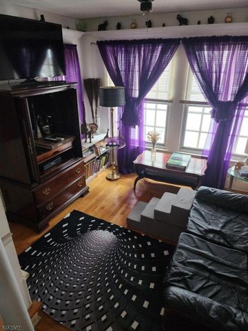 315 18Th Ave, Paterson City, NJ 07504