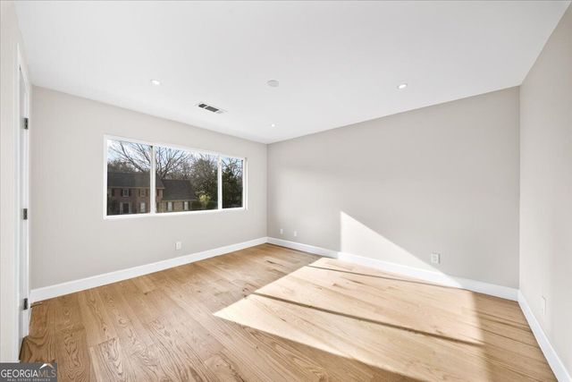 250 Bruton Way, Atlanta, GA 30342