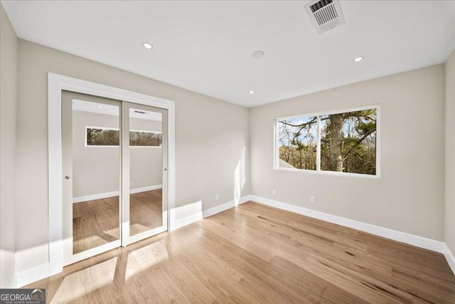 250 Bruton Way, Atlanta, GA 30342