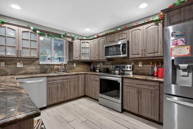 2636 NW 9th Court, Pompano Beach, FL 33069