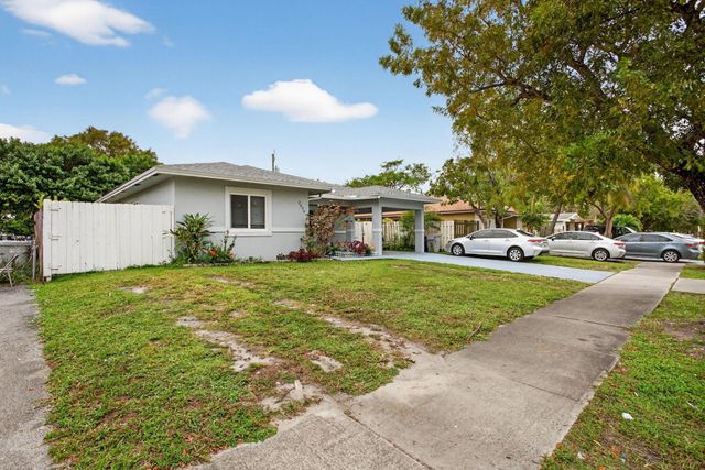 2636 NW 9th Court, Pompano Beach, FL 33069