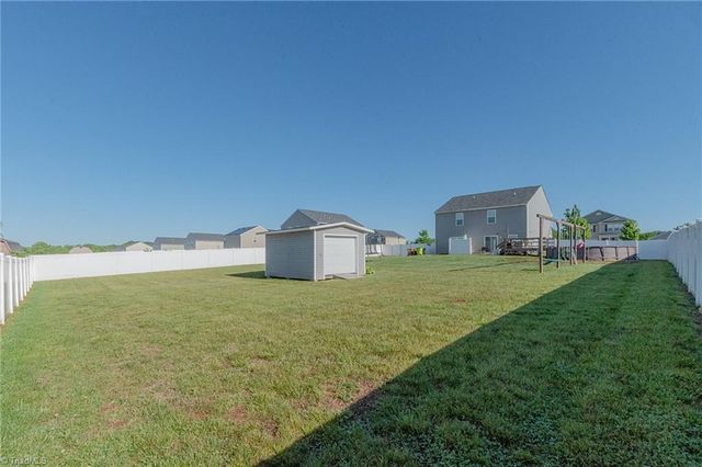 221 Estelle Drive, Lexington, NC 27295