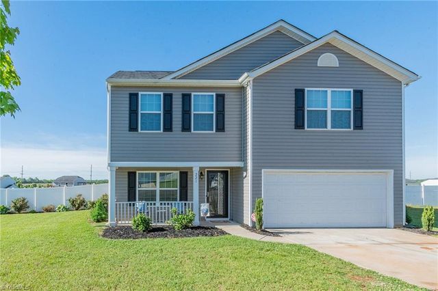 221 Estelle Drive, Lexington, NC 27295