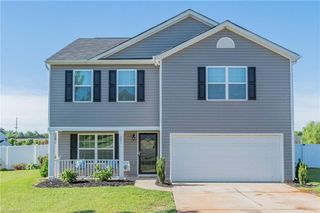 221 Estelle Drive, Lexington, NC 27295