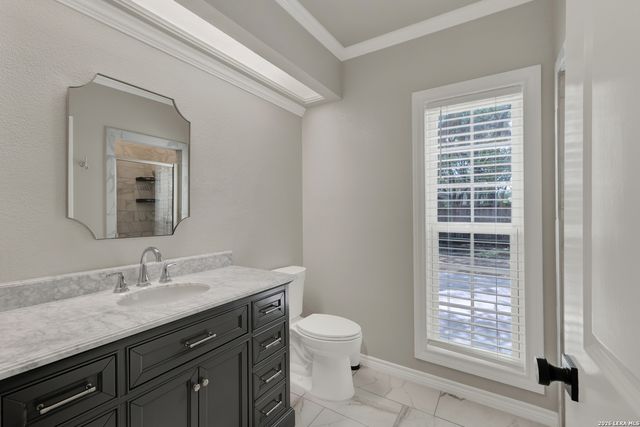 8738 GARDEN RIDGE DR, San Antonio, TX 78266