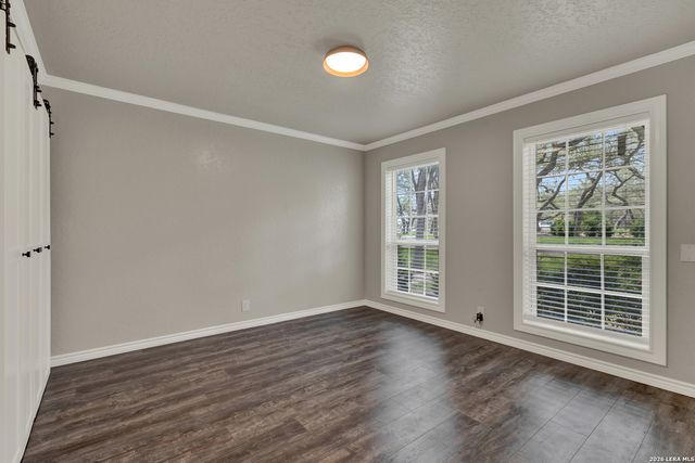 8738 GARDEN RIDGE DR, San Antonio, TX 78266