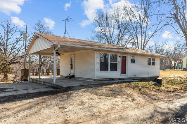 130 E Oak Street, St Clair, MO 63077
