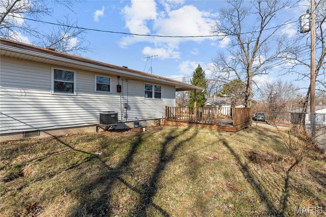 130 E Oak Street, St Clair, MO 63077